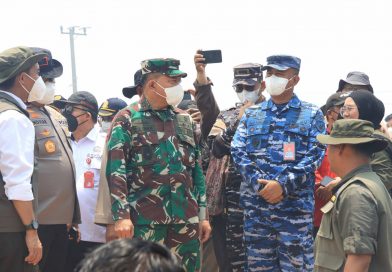 Komandan Lanud Sjamsudin Noor Perkuat Sinergi Penanganan Karhutla Kalsel dalam Rapat Evaluasi Komandan Lanud Sjamsudin Noor Perkuat Sinergi Penanganan Karhutla Kalsel dalam Rapat Evaluasi