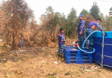 Jaga Gambut Tetap Aman, Satgas Darat Lanud Sjamsudin Noor Perkuat Pembasahan Berkelanjutan Jaga Gambut Tetap Aman, Satgas Darat Lanud Sjamsudin Noor Perkuat Pembasahan Berkelanjutan
