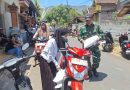 TNI-Polri Dampingi Penyaluran 30 Kg Beras Bulog untuk 606 KK di Jajar