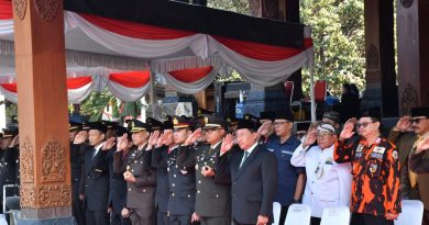 Dandim Ponorogo Hadiri Upacara Peringatan Hari Kesaktian Pancasila di Pendopo Agung Ponorogo Dandim Ponorogo Hadiri Upacara Peringatan Hari Kesaktian Pancasila di Pendopo Agung Ponorogo