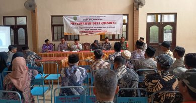 Sinergi TNI-Polri Kawal Musdes Perubahan APBDes Salamwates 2026 Sinergi TNI-Polri Kawal Musdes Perubahan APBDes Salamwates 2026
