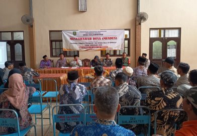 Sinergi TNI-Polri Kawal Musdes Perubahan APBDes Salamwates 2026 Sinergi TNI-Polri Kawal Musdes Perubahan APBDes Salamwates 2026