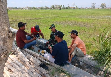Komsos, Sarana Babinsa Kodim Ponorogo Jalin Kedekatan Antara Dengan Warga Komsos, Sarana Babinsa Kodim Ponorogo Jalin Kedekatan Antara Dengan Warga