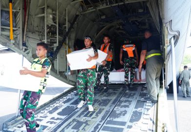 TNI Optimalkan Dukungan Operasi Modifikasi Cuaca untuk Penanganan Karhutla di Kalimantan TNI Optimalkan Dukungan Operasi Modifikasi Cuaca untuk Penanganan Karhutla di Kalimantan