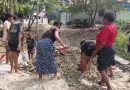 Demi Kampung Lebih Maju, Mama-Mama Kampung Yamboi Turun Tangan Bantu Satgas TMMD